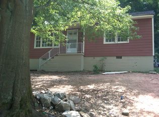 498 Woods Dr NW, Atlanta, GA 30318