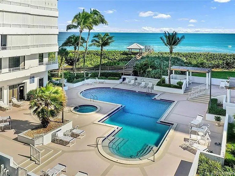 Pool Deck with heated Pool, Outdoor Shower, and 104 degree 6 person Jacuzzi