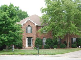 1173 Winding Way Dr, Knoxville, TN 37923