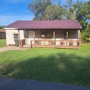 921 S Hudson Avenue, Aurora, MO, 65605
