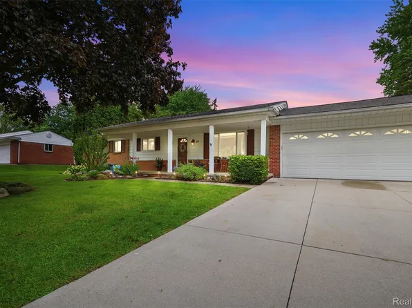 184 Carter Dr, Troy, MI 48098