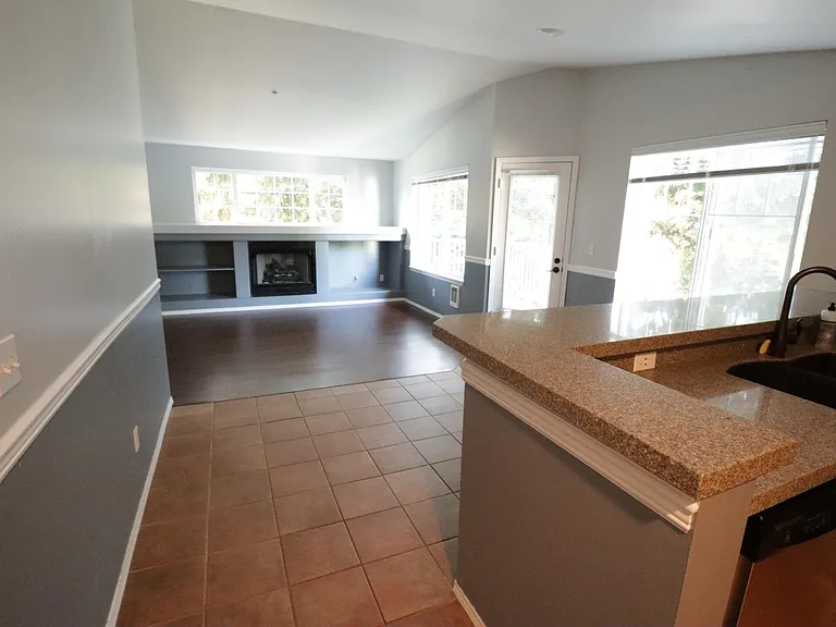 5400 Harbour Pointe Blvd #C204 — Photo 7