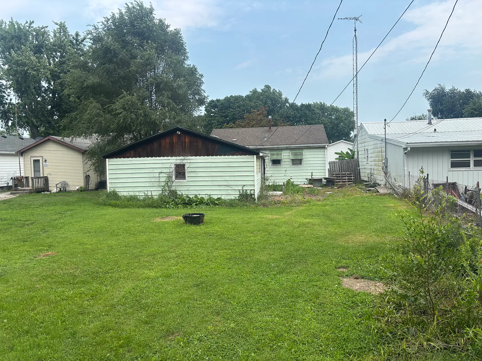 Own in North Springfield for Just $995/Month — Photo 2