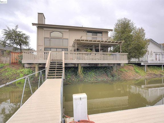 3rd image of 2104 Cypress Point