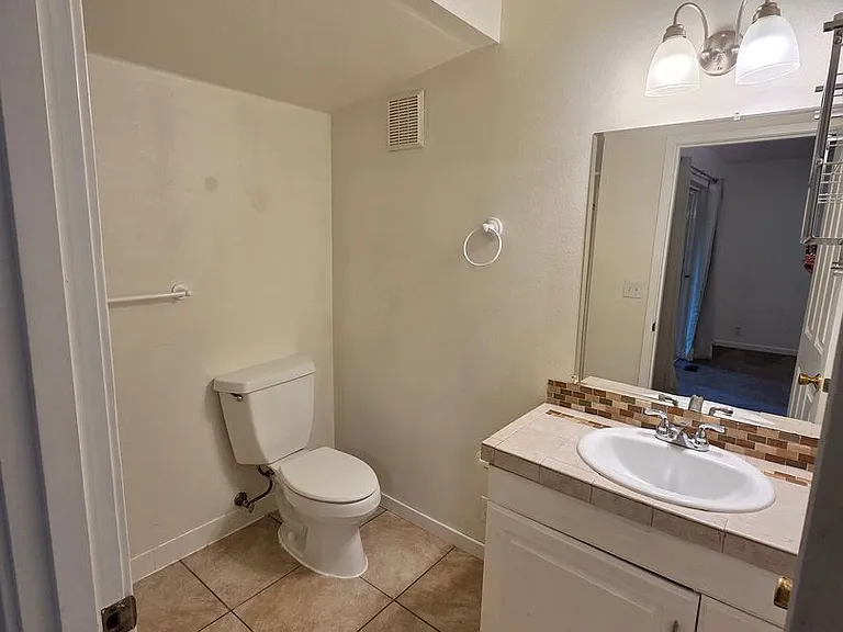 5118 Hunt St NW #B — Photo 20