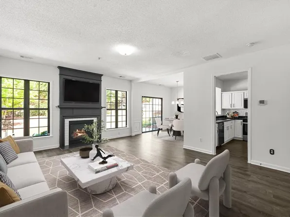 133 Regent Pl, Woodstock, GA 30188