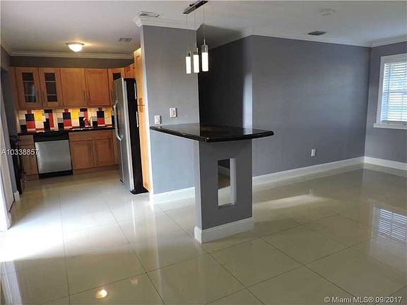2nd image of 1221 N 72nd Ave
