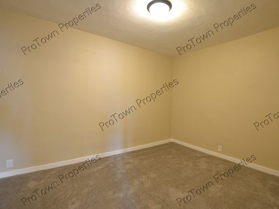 2nd image of 120 E North St #B-1-2f
