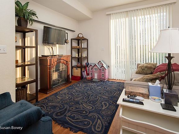 2nd image of 2602 Allen Cir