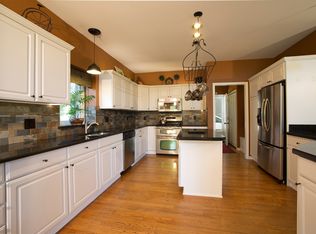 12031 Stephane Dr, Shelby Township, MI 48315