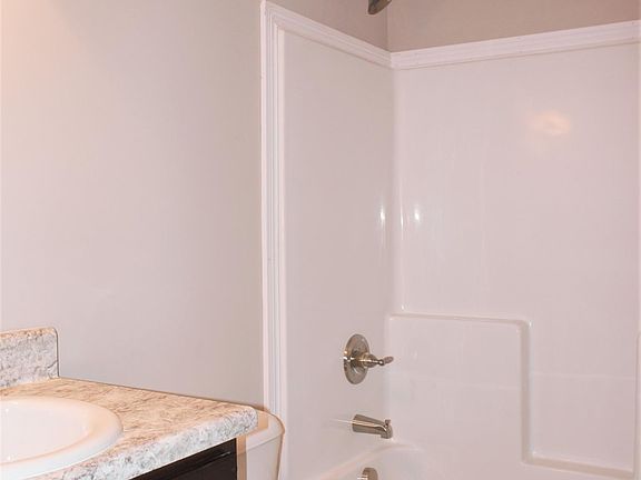 3rd image of 8 Rose Ed 124 Ambridge St Lot 8