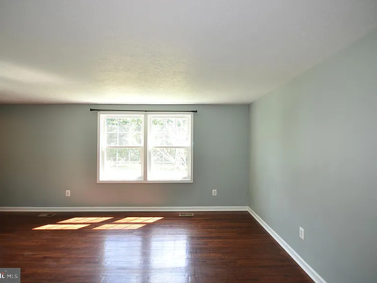 17312 Amity Dr — Photo 11