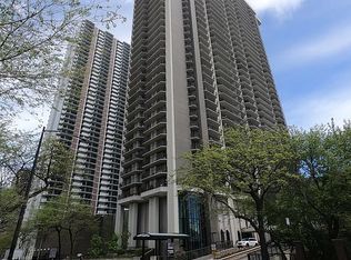 6007 N Sheridan Rd APT 8E, Chicago, IL 60660