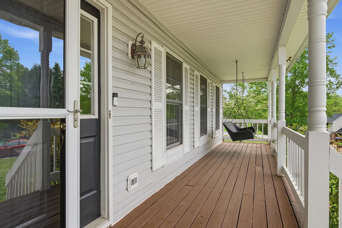 Building Photo - 1705 Westover Dr