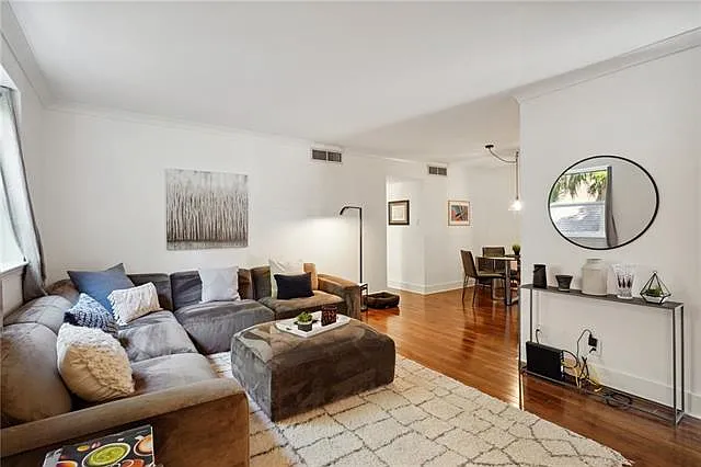 1430 Jackson Ave #205 — Photo 7