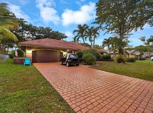 8622 NW 49th Drive, Coral Springs, FL 33067