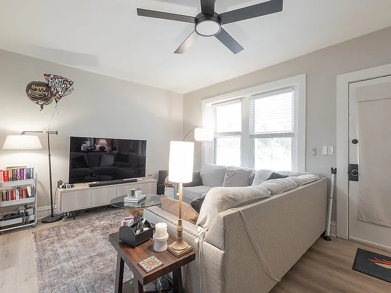 402 S Stafford Ave — Photo 5