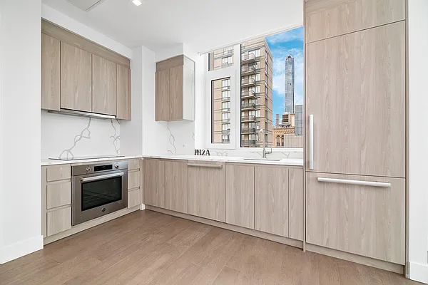 Rented by REAL New York | media 3