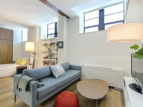 4th image of 20 Henry St #1A