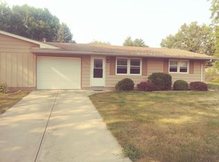 206 Georgia Pkwy, Washington, IL 61571