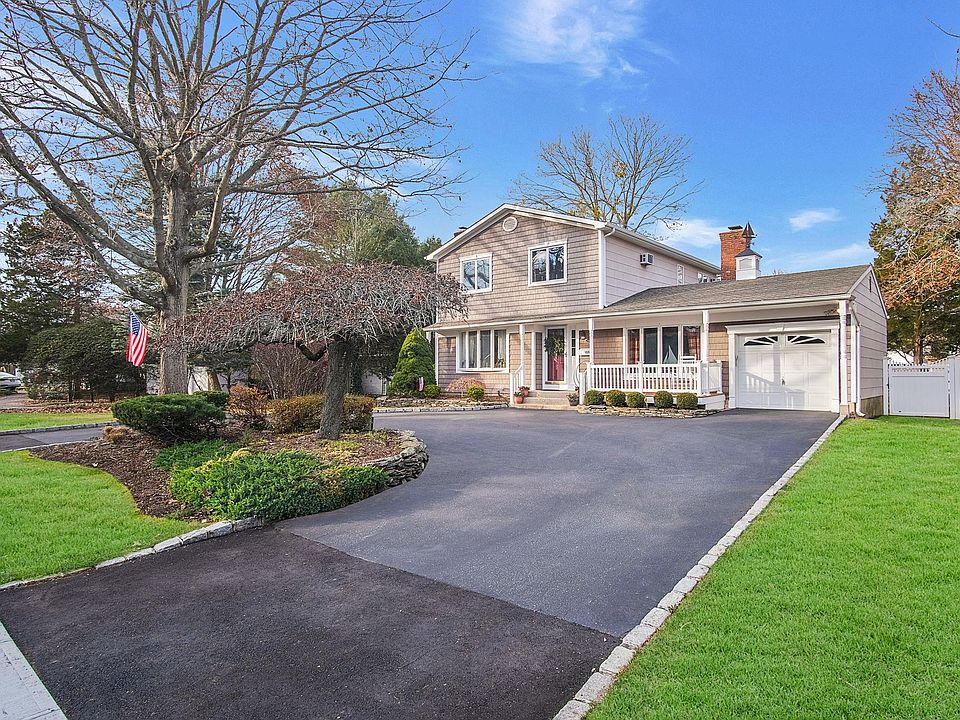 1st image of 105 Woodlawn Avenue