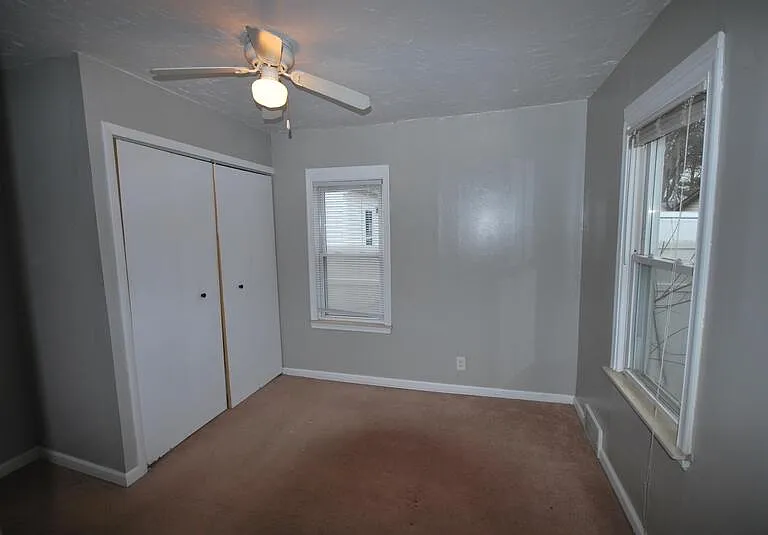 328 W Kalama Ave — Photo 7