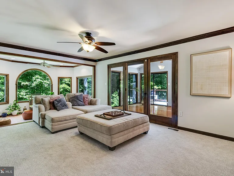8150 Plowden Dr — Photo 19