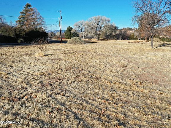 3rd image of 3530 E Montezuma Ave