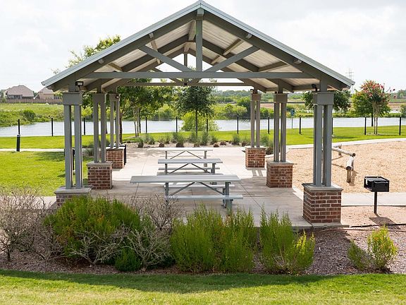 4th image of 19515 Old Galveston Rd