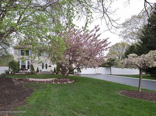 6 Amalie Ct, Manalapan, NJ