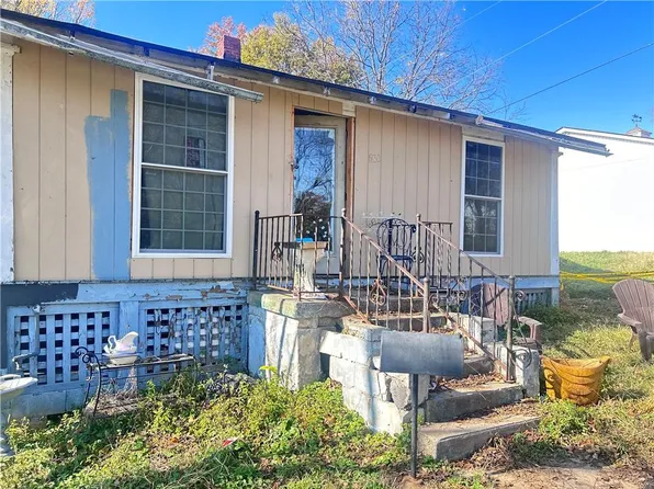 1830 S Crescent Ave, Independence, MO 64052