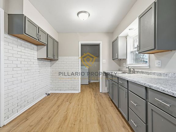 5th image of 1652 N Coolidge Ave