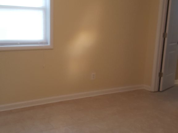 Downstairs Bedroom_11062015