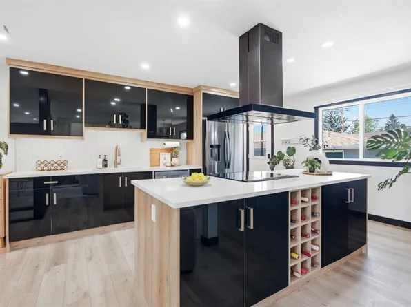 180 S Huntford Rd NE, Calgary, AB T2K 3Y9