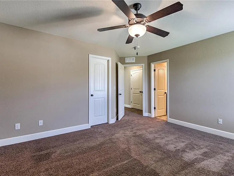 9415 N Lenox Ave — Photo 13