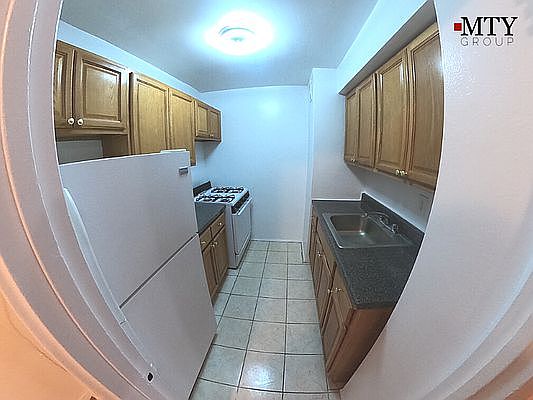4th image of 14445 41st Ave APT 5J