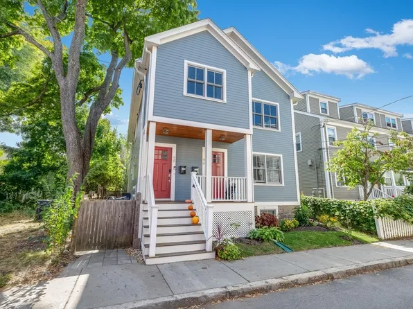 48 Hayes St Unit 2, Cambridge, MA 02139