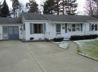 8115 Geddes Rd, Saginaw, MI 48609