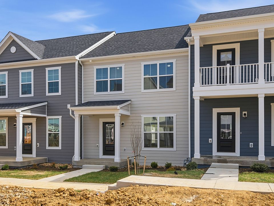 1st image of 1049 Balsam Ln