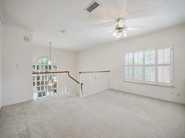 2125 Bering Dr #2125 — Photo 16