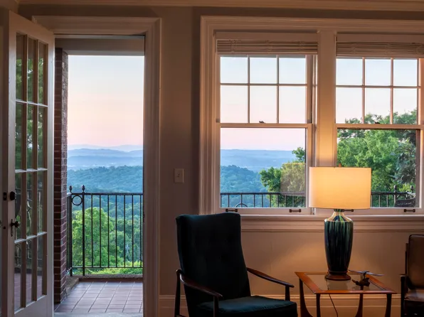 190 N Crest Rd APT 10, Chattanooga, TN 37404