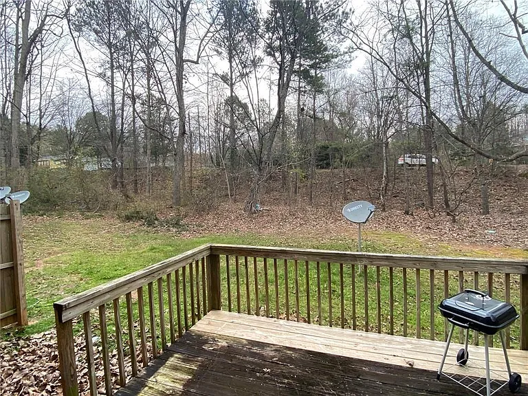 2347 Murell Rd — Photo 11