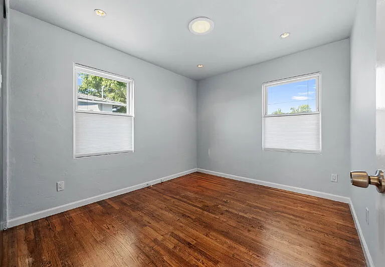 656 Corvina St — Photo 21