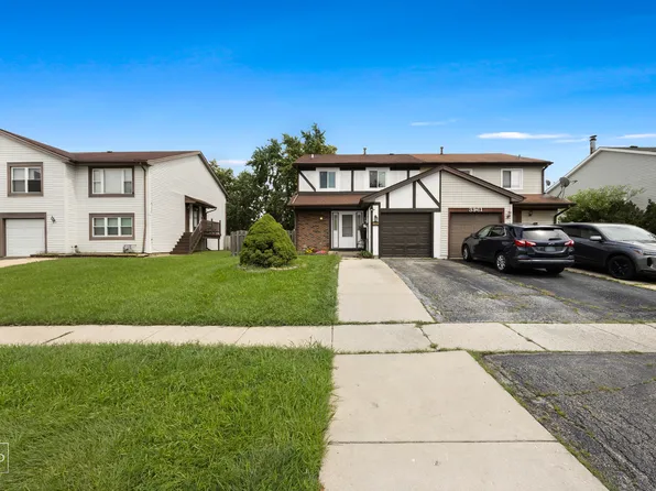 3963 Sandpiper Dr, Hanover Park, IL 60133