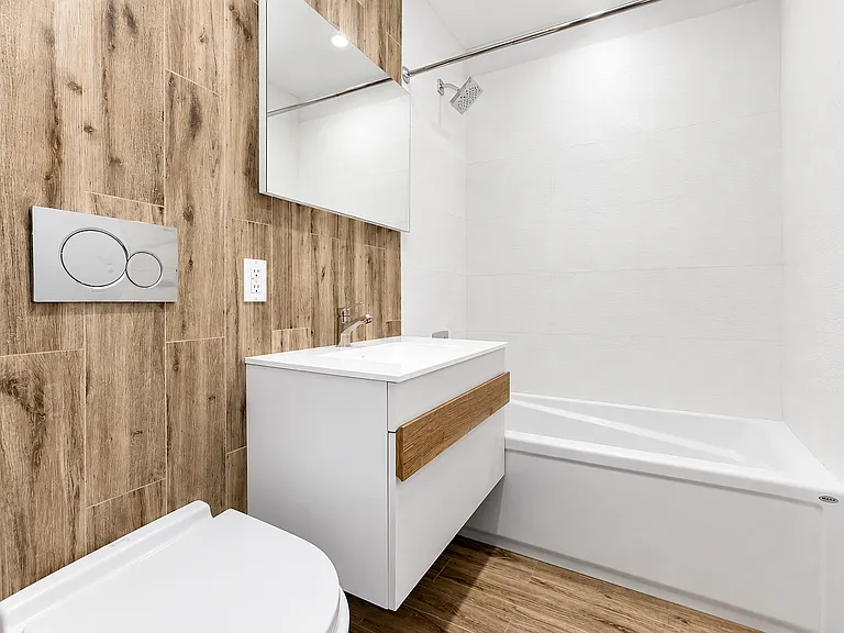 50 Murray St #550 — Photo 3