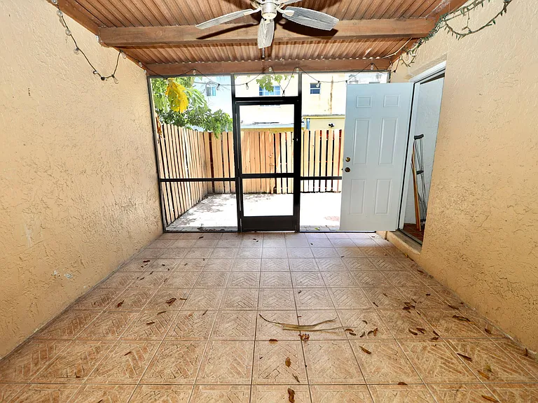 5953 NW 24th Ct — Photo 5