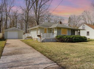 3901 Boston St, Midland, MI 48642
