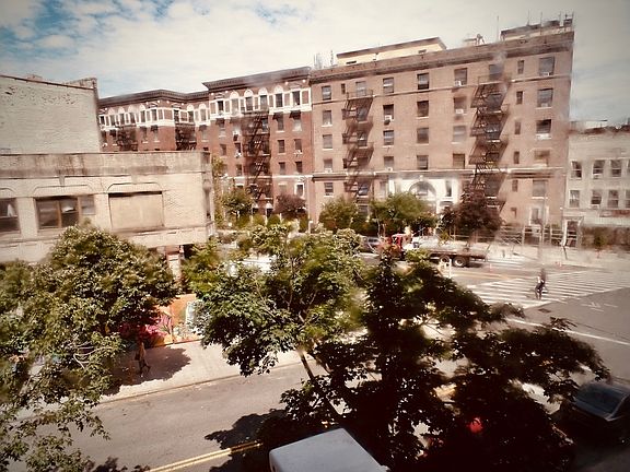 2nd image of 326 Saint Johns Pl APT 4D