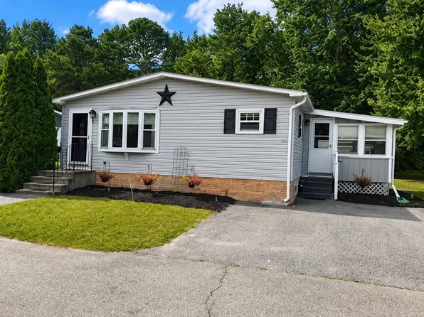 3 Robin Hood Ln #179, Attleboro, MA 02703
