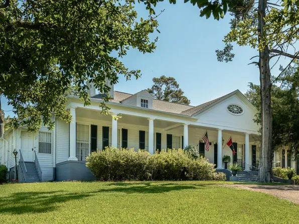 131 Winchester Rd, Natchez, MS 39120